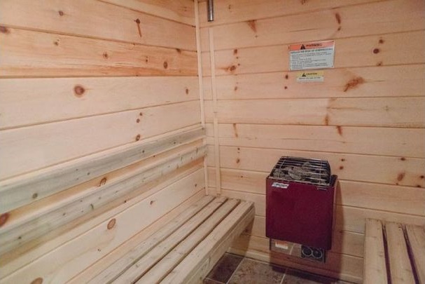 18.	Indoor Sauna