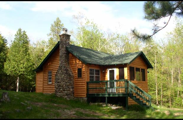 1.	Pine Hill Cabin